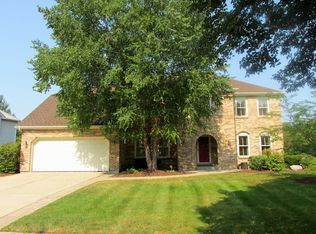 1401 Shepherd Dr, Naperville, IL 60565