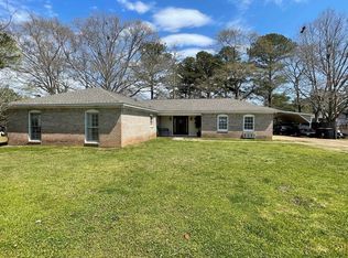 1916 Teresa Dr NW, Fayette, AL 35555