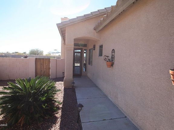 2nd image of 5611 W Cactus Garden Dr