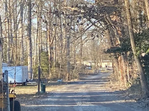 13203 Old Happy Hill Rd, Chester, VA 23831