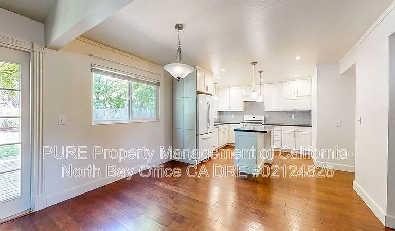 360 Manka Cir — Photo 13