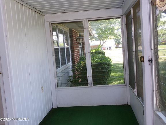 4th image of 1067D Aberdeen Drive