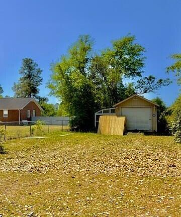 3rd image of 3283 North Rd
