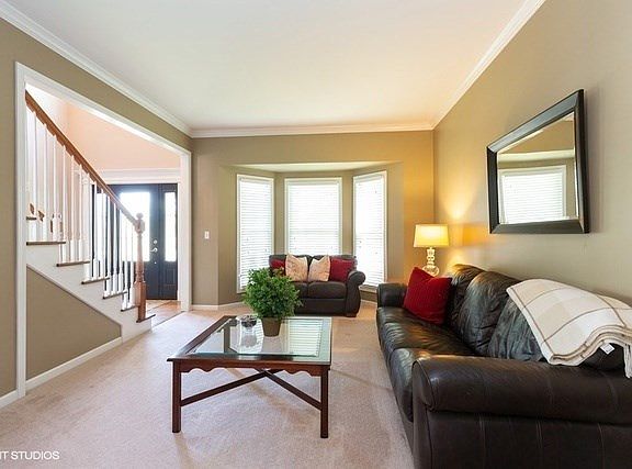 4th image of 828 Sunrise Dr