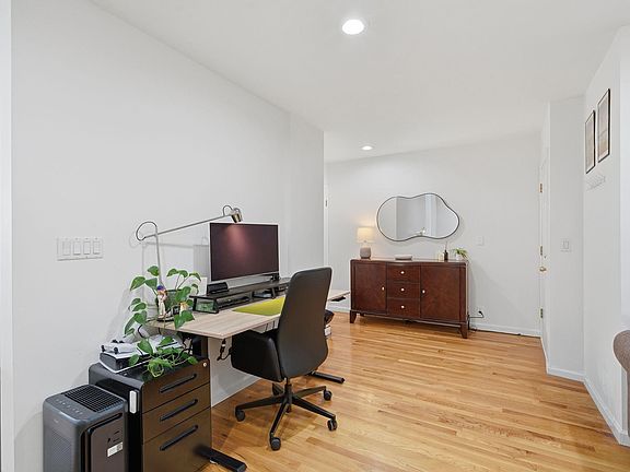 2nd image of 502 Gregory Ave #1