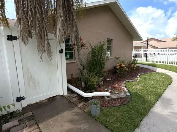 1103 SE 8th Ter #B, Cape Coral, FL 33990