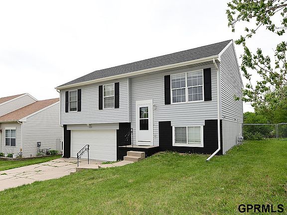 2nd image of 13522 S 31st St