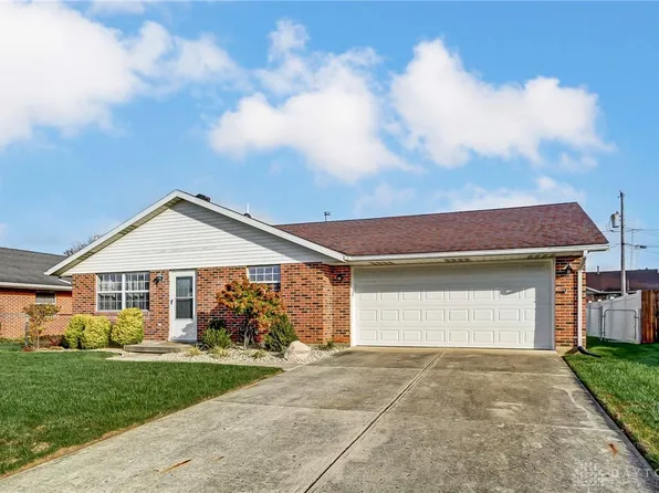 1722 Elaina Dr, Springfield, OH 45503