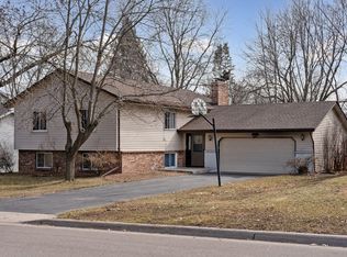 6405 Edgemont Cir N, Brooklyn Park, MN 55428