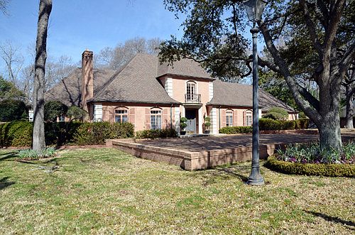 1st image of 219 Belmead Ln