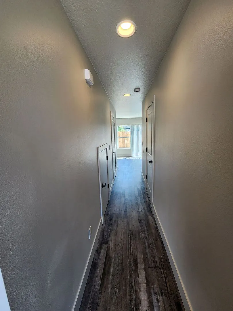 3 Bedroom 2.5 Bathroom in Winlock — Photo 3