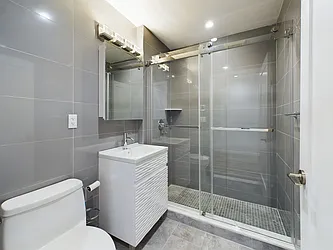 Rented by Bouklis Group