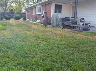 21229 Jay Ct, Saint Clair Shores, MI 48081