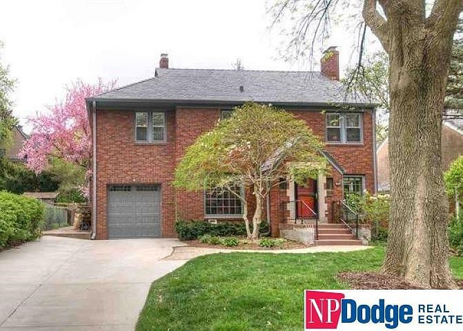 1st image of 2519 Country Club Ave
