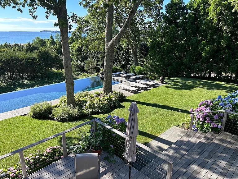 28 Gardiners Bay Dr — Photo 23