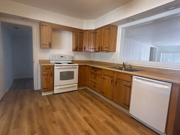 4th image of 8020 W 45th Pl