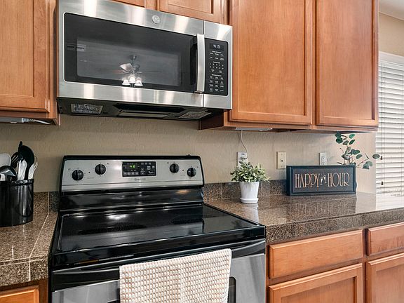 4th image of 16620 S 48TH Street #36