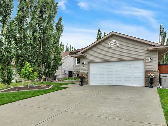 3rd image of 9 Westview Dr