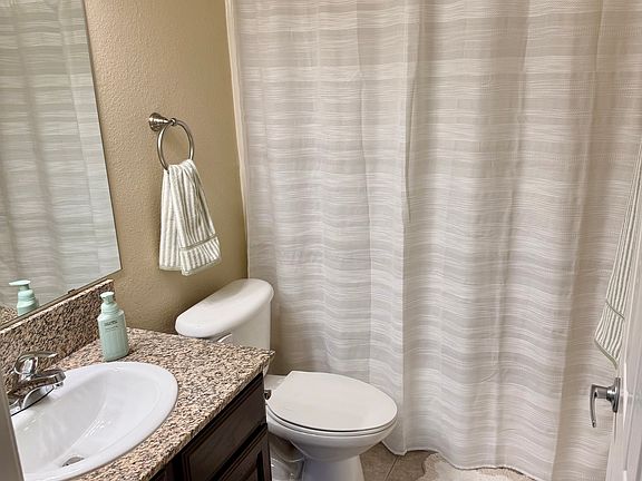 5th image of 5122 S Jones Blvd Unit 205