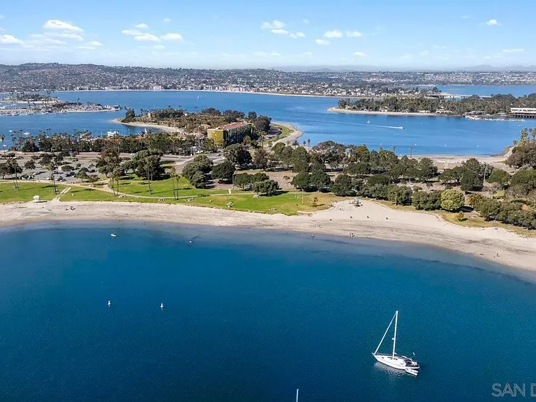 So many walkable paths and sites to explore in Mission Bay!