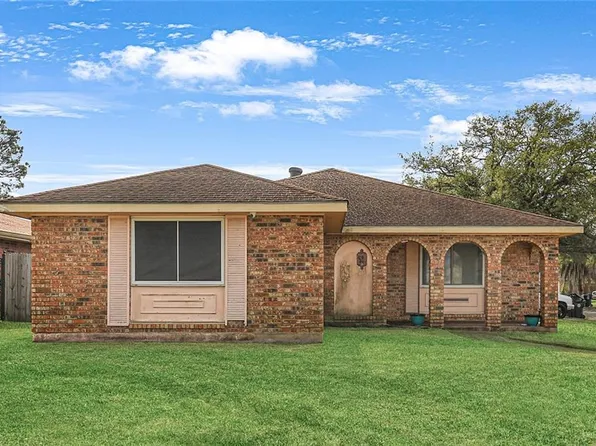 7501 Briarheath Dr, New Orleans, LA 70128