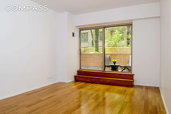 Rented by Compass | media 4