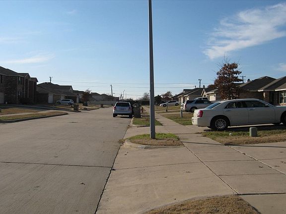 5th image of 2028 Swenson Ct
