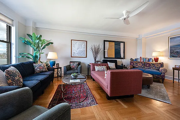 Rented by Rita S Citrin, LREB | media 1