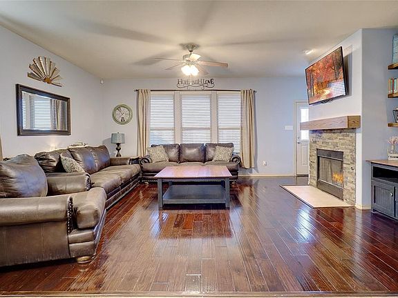 4th image of 7113 Cloudcroft Ln
