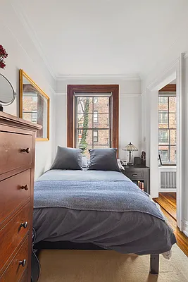 Rented by Compass | media 7