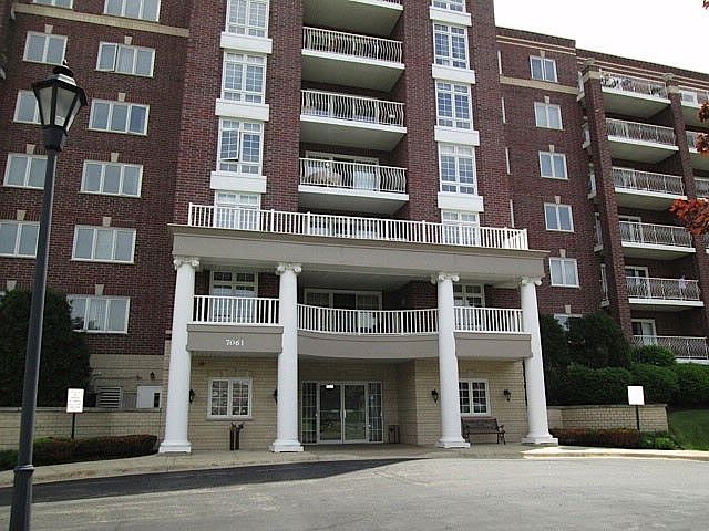 1st image of 7061 W Touhy Ave APT 710