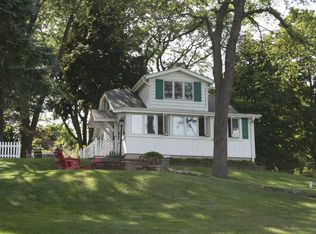 5016 Lake Dr, West Bend, WI 53095