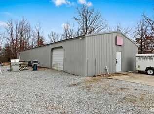 17450 N Highway 94, Pea Ridge, AR 72751