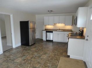 12 Richmond St #2, Blackstone, MA 01504