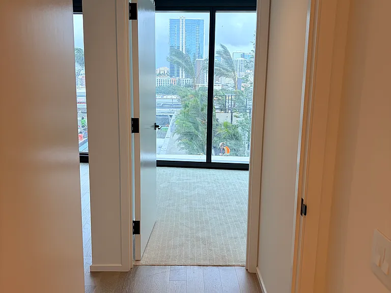 333 Ward Ave #911 — Photo 23