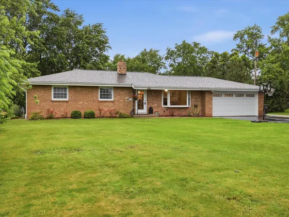 21204 North Cape STREET, Waterford, WI 53182