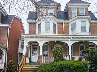 1014 W Marshall St, Norristown, PA 19401