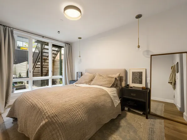 574 Washington Avenue image 4 of 14