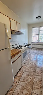 Rented by EZ Sell Realty | media 5