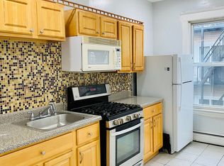 141 De Kalb Ave #2, Jersey City, NJ 07306