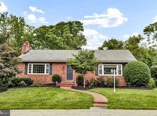 105 Panorama Dr, Oxon Hill, MD 20745