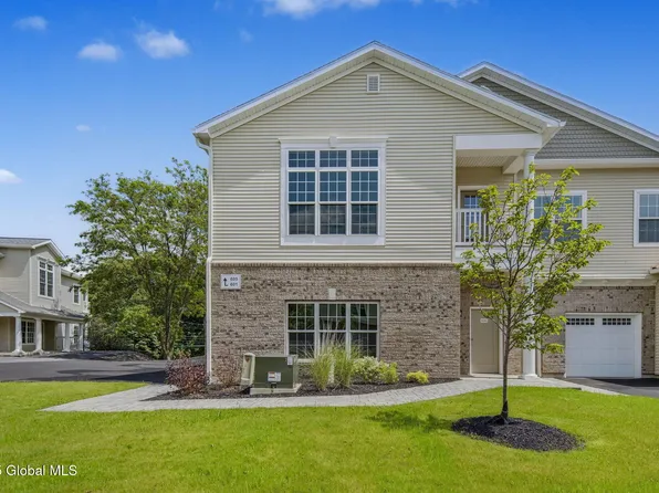 606 Vly Pointe Drive, Niskayuna, NY 12309