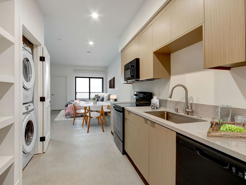 E on Hoover Apartment Rentals Los Angeles, CA Zillow