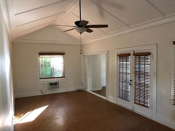 3rd image of 4648 Kahala Ave #4646