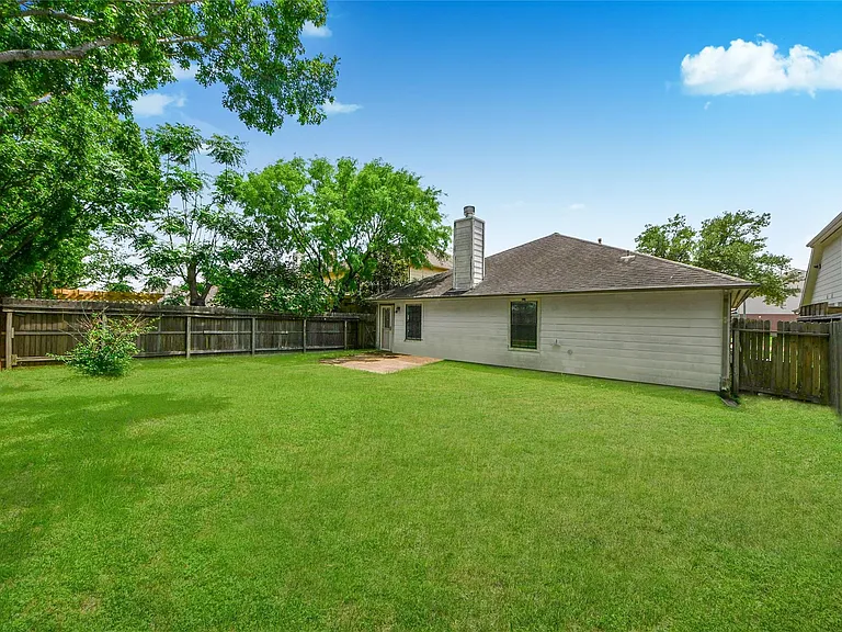 16134 Coleburn Dr — Photo 36