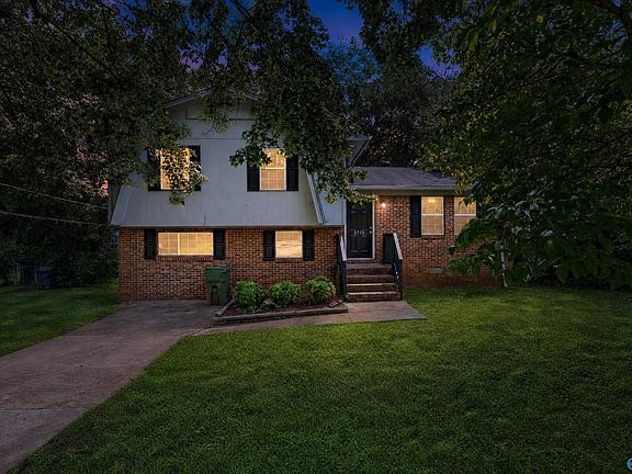 3rd image of 3715 Oakdale Ct NW