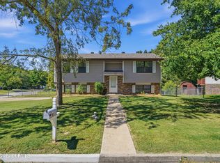 1616 Jasper Ln, Jefferson City, MO 65109
