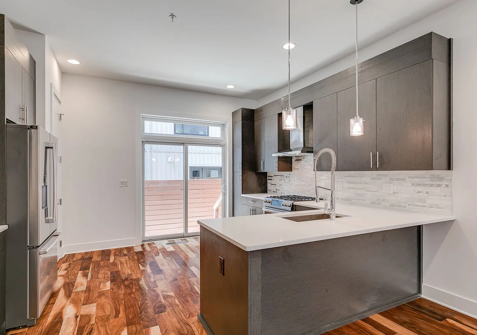 Northern Liberties Townhome with Parking — Photo 1