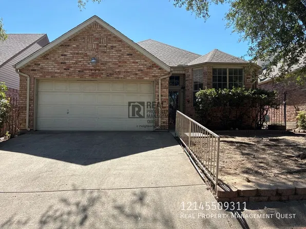 333 Fairhavens Dr, Grand Prairie, TX 75050