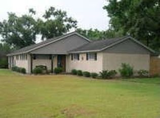 5701 Melody Ln, Dickinson, TX 77539